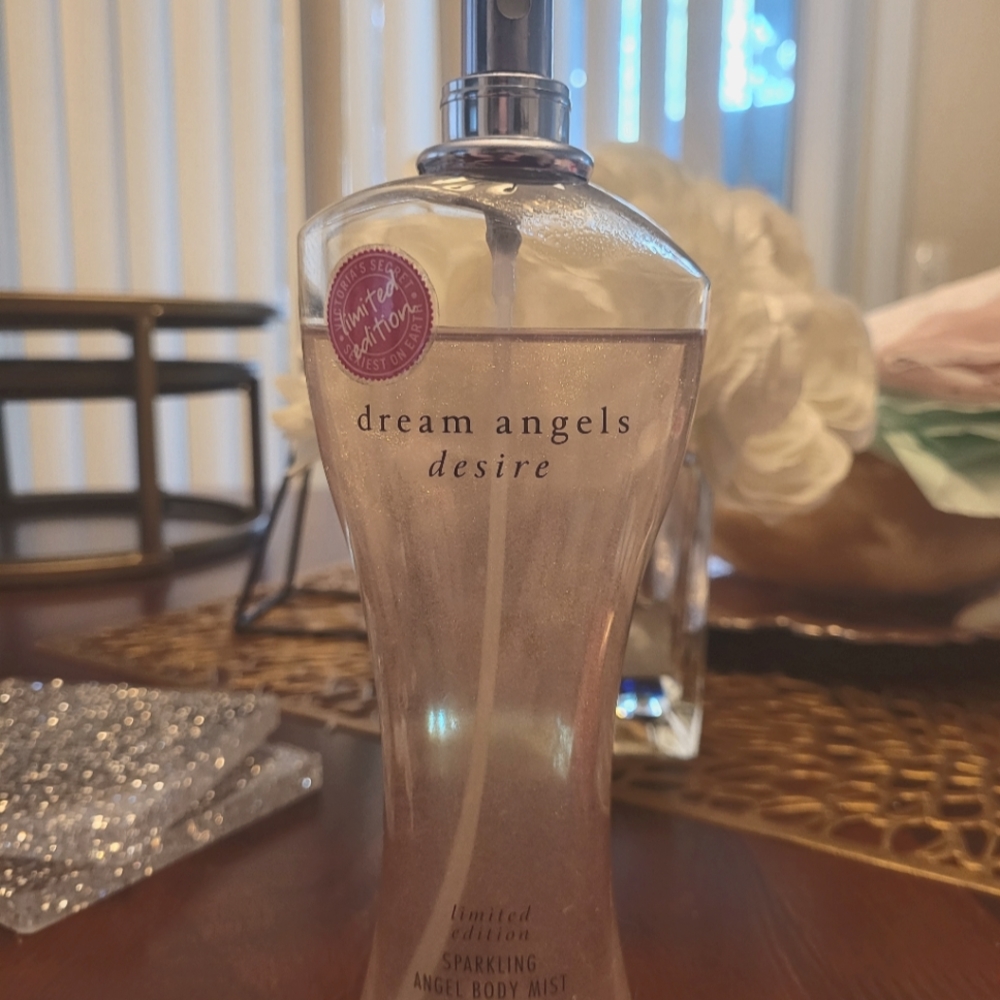 RARE- Y2K Victoria's Secret Dream Angels Desire